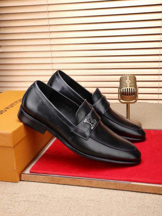 Picture of Louis Vuitton Shoes _SKULVsz38-44mnf020414098